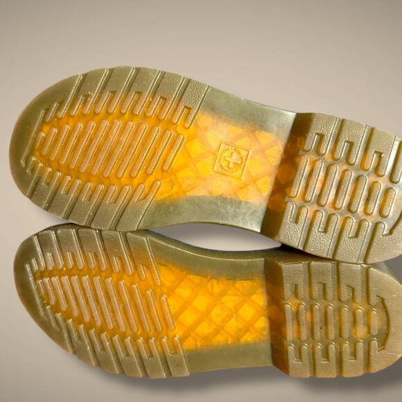 Women's Sz 5 DR. MARTENS 1460 Barely Worn Black Leather Side Zip Up Combat Boots - Picture 10 of 11